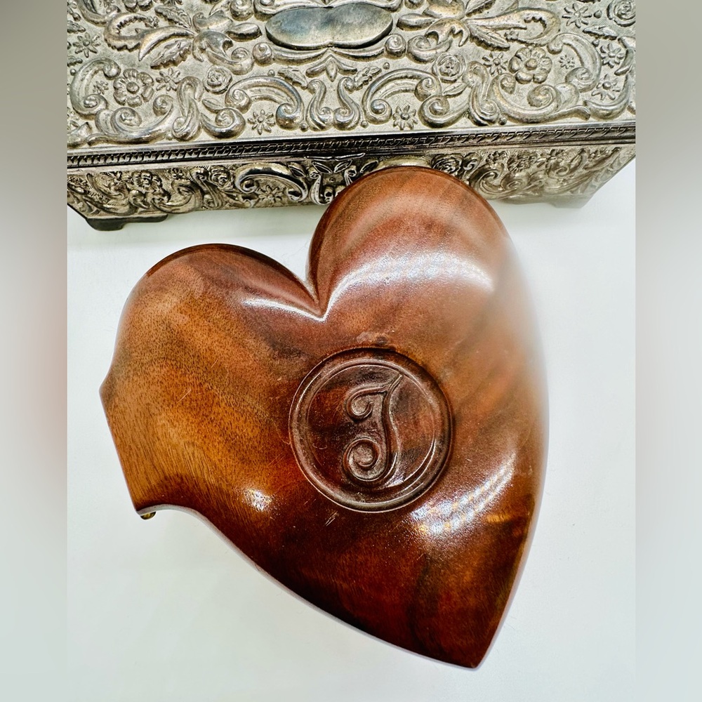 Vintage Wood Heart Box Initial T